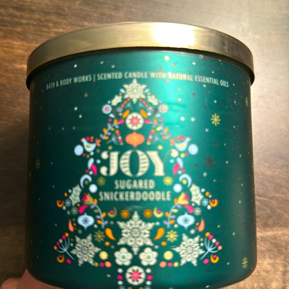 Sugared Snickerdoodle bath and body works Candle NWT